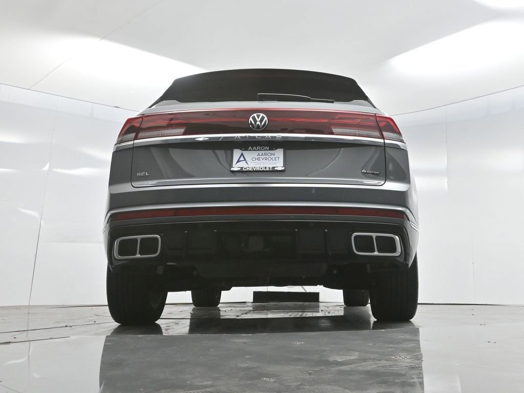 Used 2024 Volkswagen Atlas Cross Sport SEL R-Line image 71