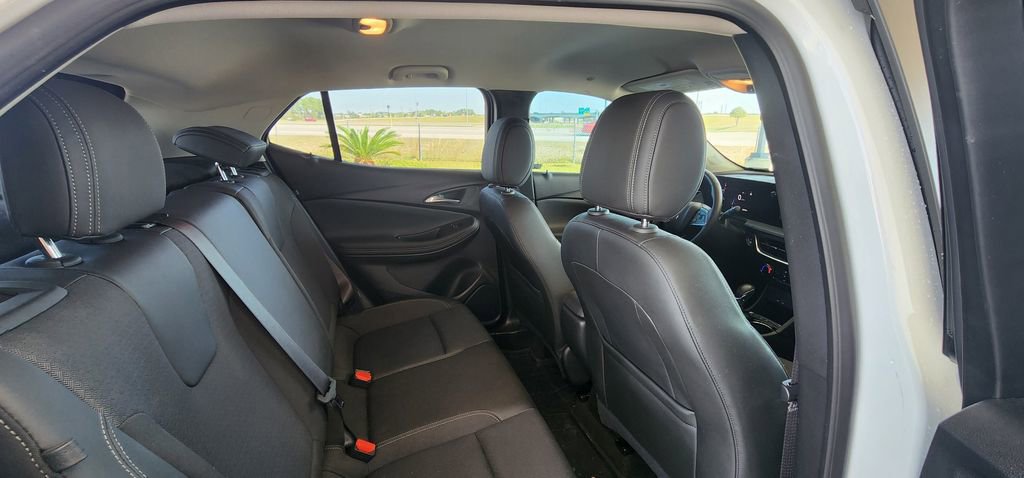 Used 2024 Buick Encore GX Preferred image 16