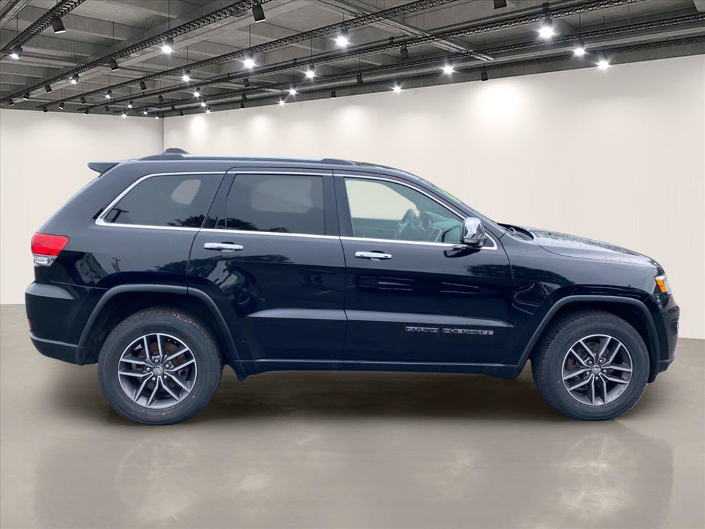 Used 2018 Jeep Grand Cherokee Limited AWD/4WD image 8