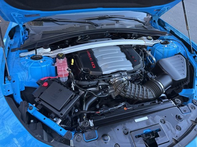 Used 2023 Chevrolet Camaro LT w/ RS Package image 27