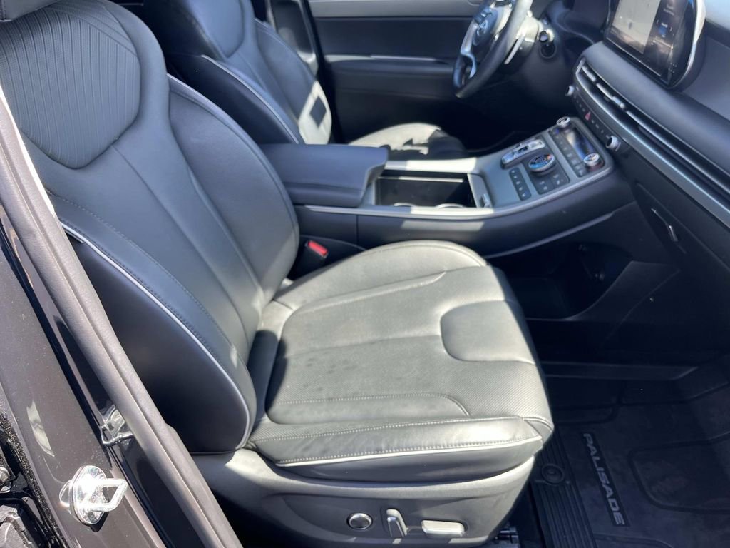 Used 2023 Hyundai Palisade SEL image 29