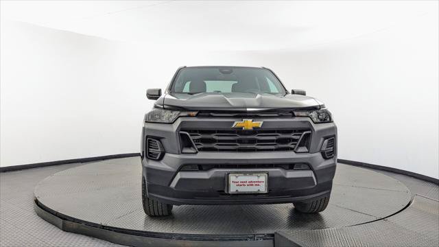 Used 2024 Chevrolet Colorado W/T RWD image 12