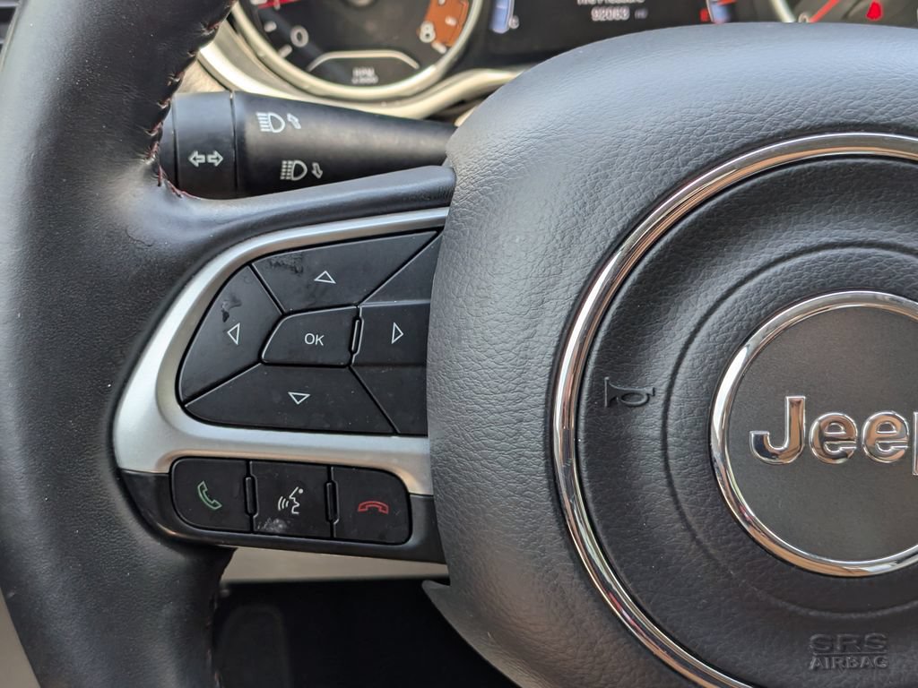 Used 2018 Jeep Compass Limited w/ Safe & Security Group FWD image 26