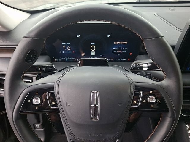 Certified 2025 Lincoln Aviator Reserve w/ Equipment Group 201A image 18