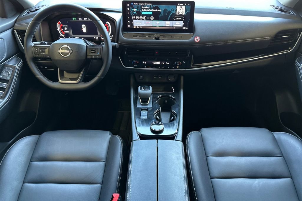 Used 2026 Nissan Rogue SL AWD/4WD image 13