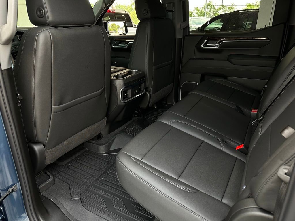 New 2026 GMC Sierra 1500 Elevation w/ Elevation Premium Package image 13