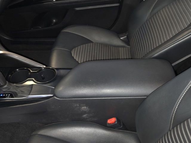 Used 2020 Toyota Camry SE image 20