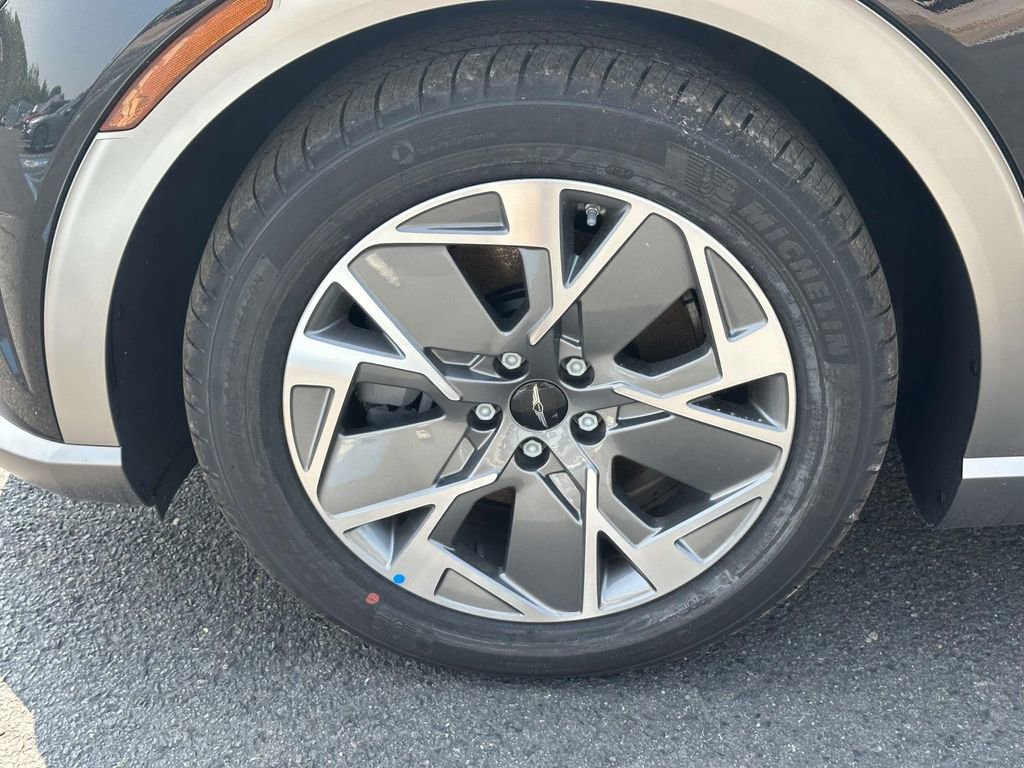 New 2025 Genesis GV60 Advanced AWD/4WD image 6