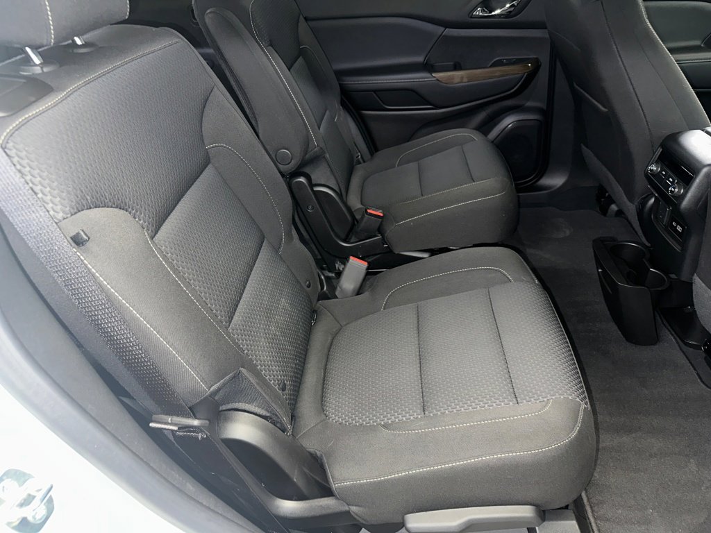 Certified 2023 GMC Acadia SLE w/ Driver Convenience Package image 29