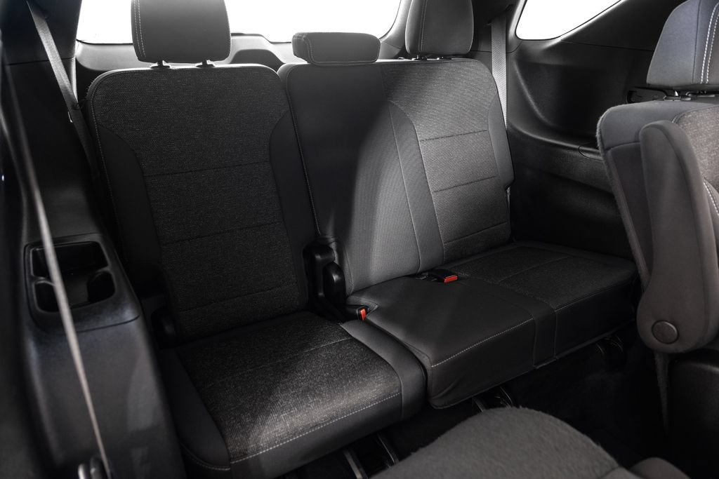 Used 2024 Chevrolet Traverse LT w/ Midnight/Sport Edition FWD image 40
