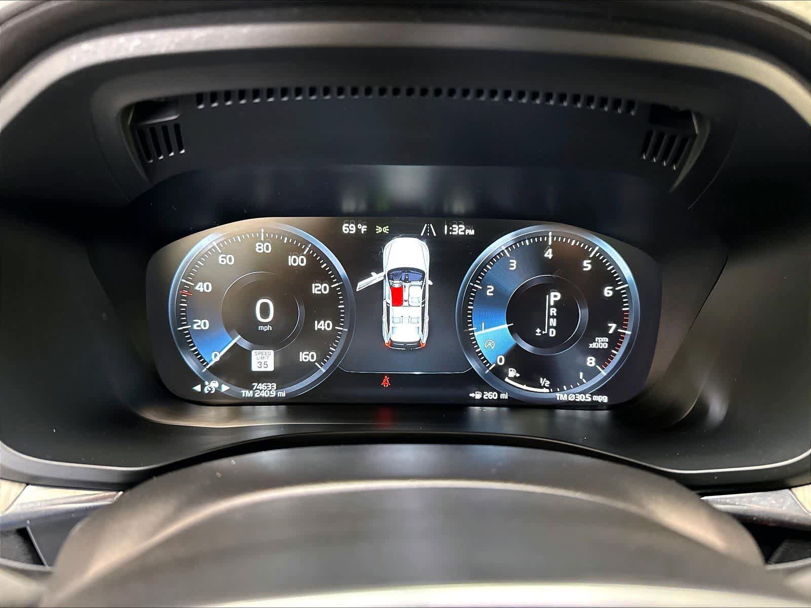 Used 2019 Volvo XC60 T5 Inscription FWD image 16