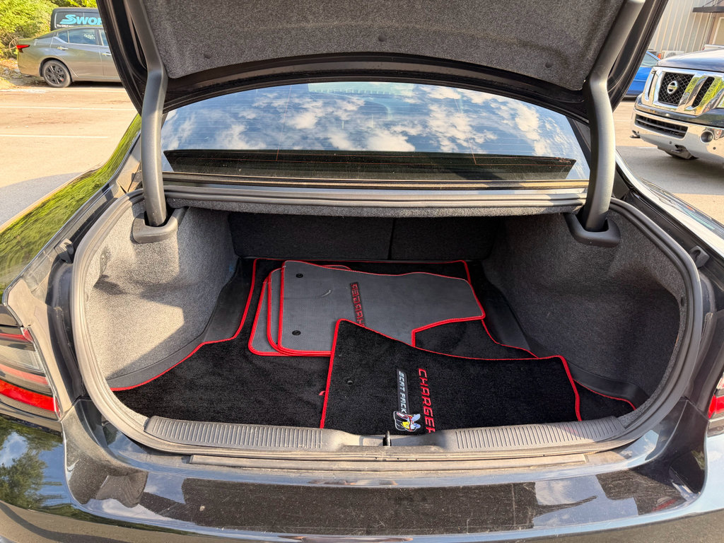 Used 2021 Dodge Charger Scat Pack RWD image 9
