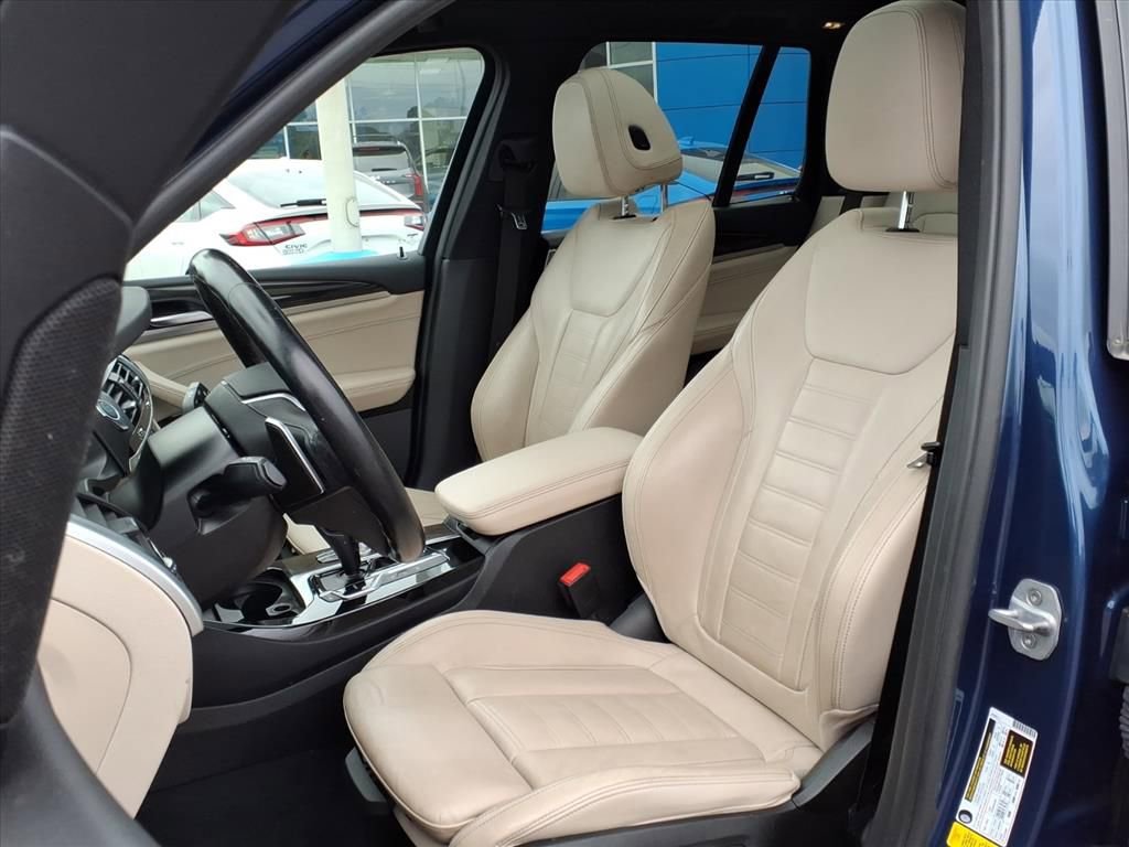 Used 2019 BMW X3 xDrive30i w/ Premium Package image 4