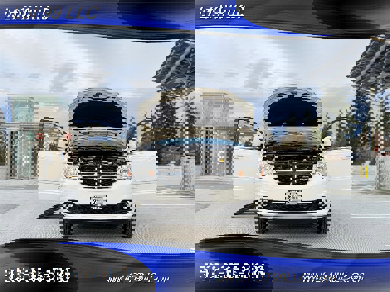 Used 2011 Dodge Grand Caravan Crew image 35