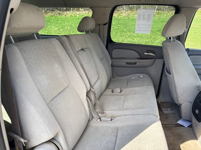 Used 2007 Chevrolet Suburban LT image 14