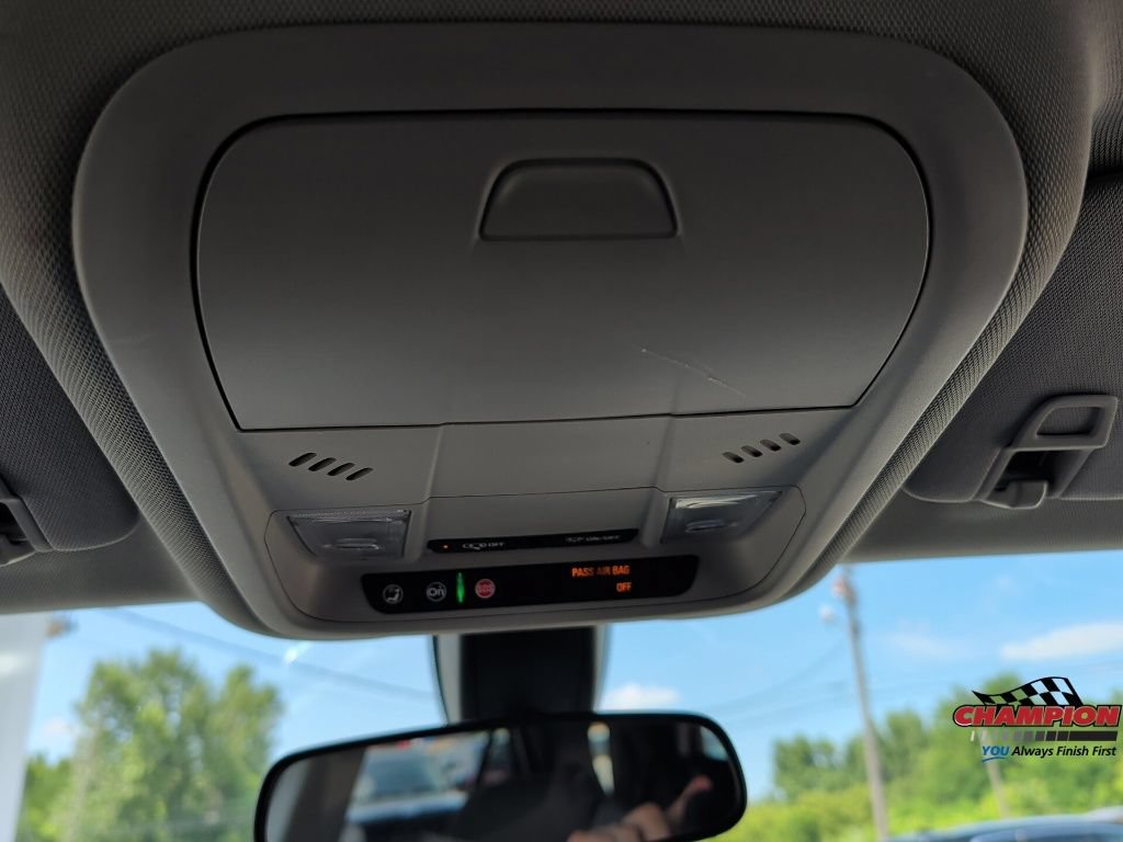 Used 2019 Chevrolet Equinox LT FWD image 31