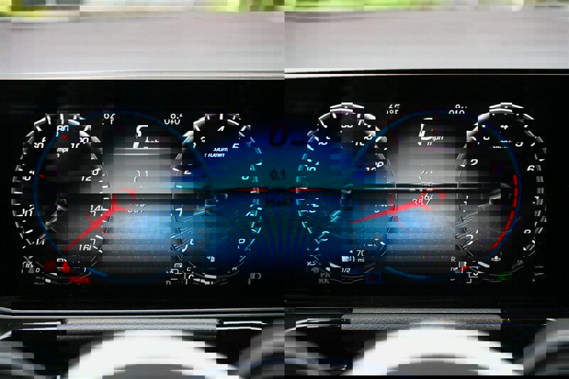 Used 2021 Mercedes-Benz GLA 250 4MATIC w/ Premium Package image 25