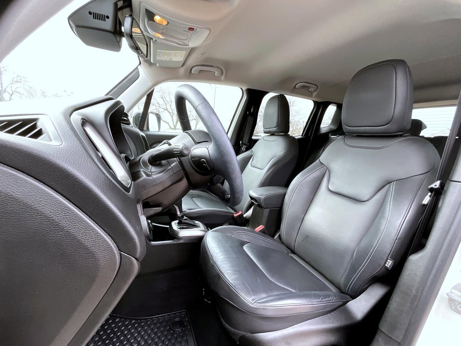 Used 2022 Jeep Renegade Limited AWD/4WD image 11