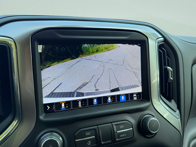 Used 2022 Chevrolet Silverado 2500 LTZ w/ Z71 Chrome Sport Edition AWD/4WD image 12