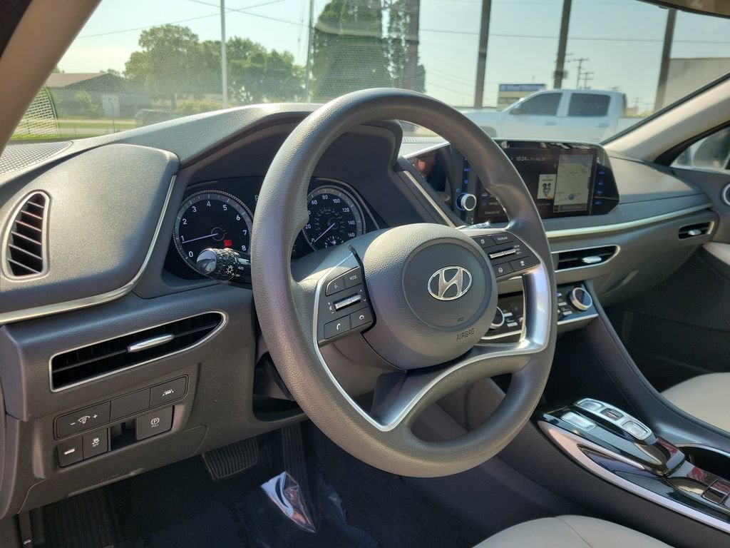 Used 2023 Hyundai Sonata SEL FWD image 16