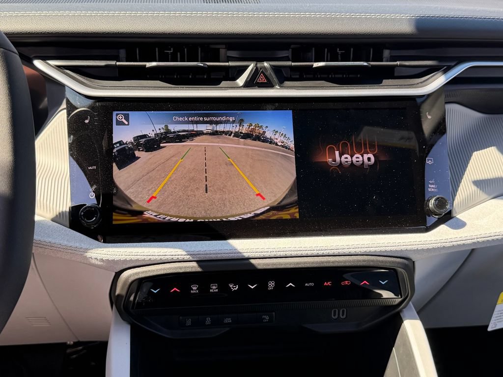New 2026 Jeep Cherokee Laredo AWD/4WD image 15