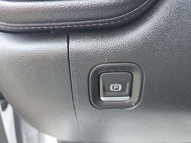 Used 2023 Chevrolet Silverado 2500 LT w/ All Star Edition image 27