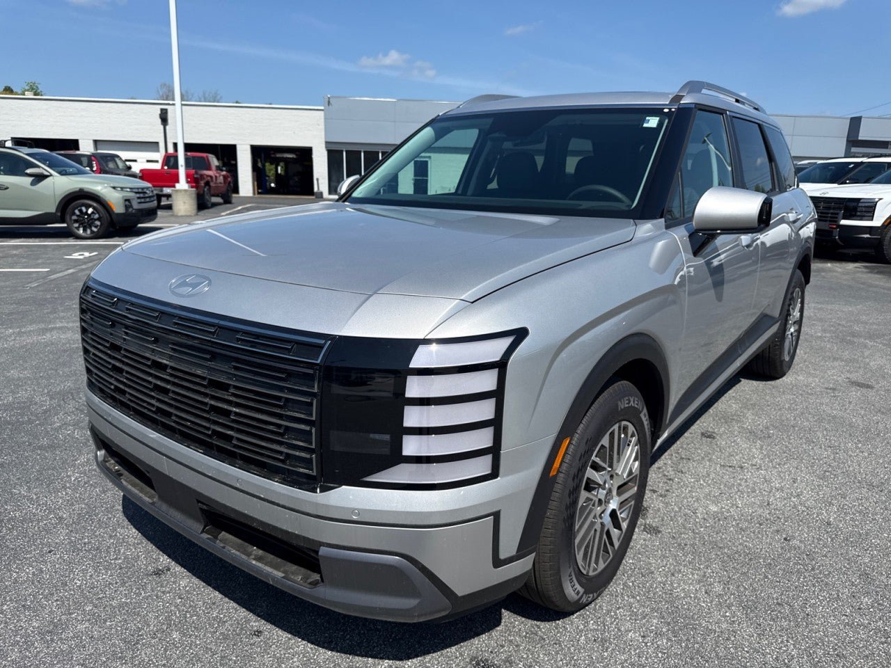 New 2026 Hyundai Palisade SEL FWD image 3