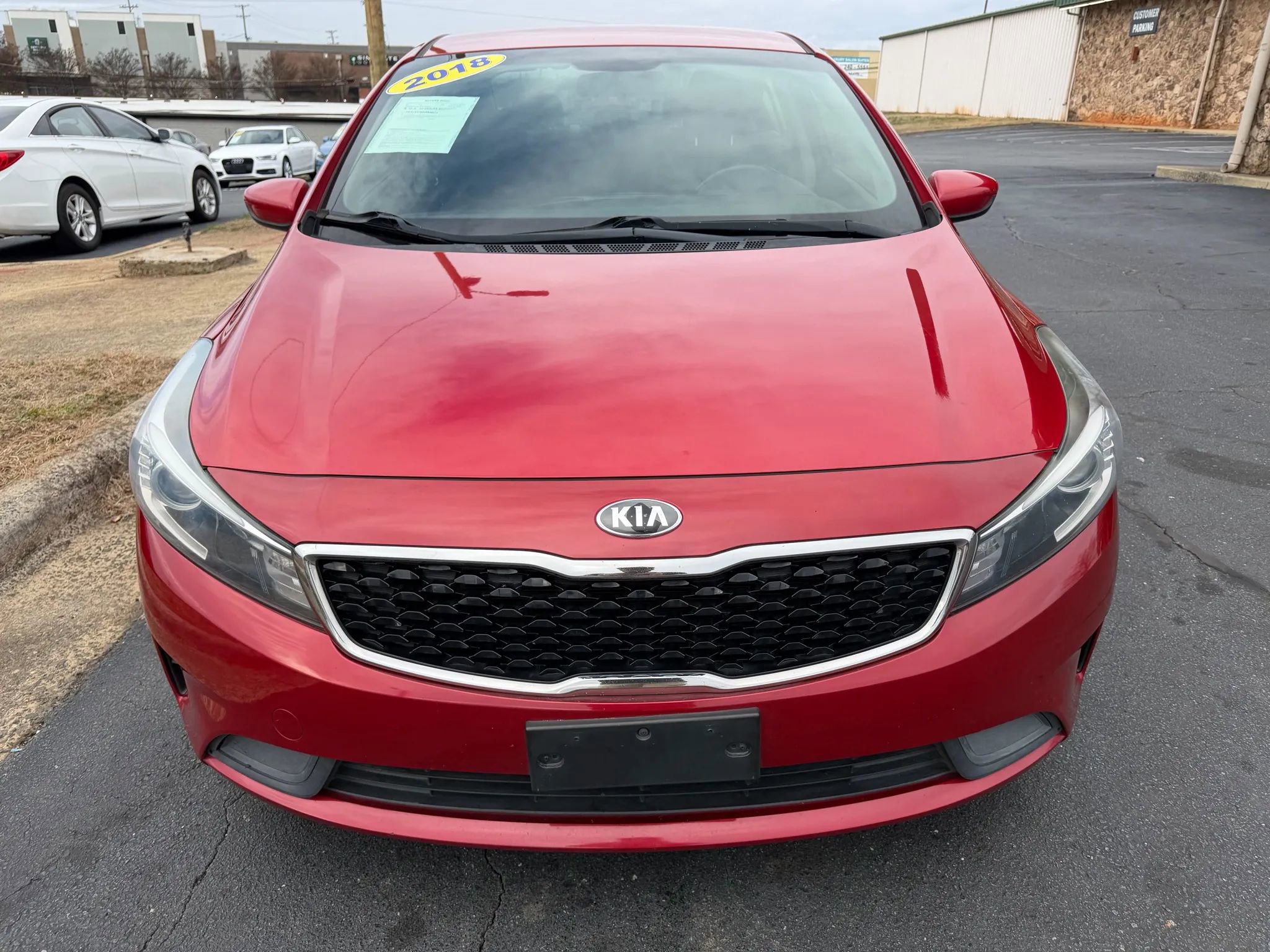 Used 2018 Kia Forte S image 2