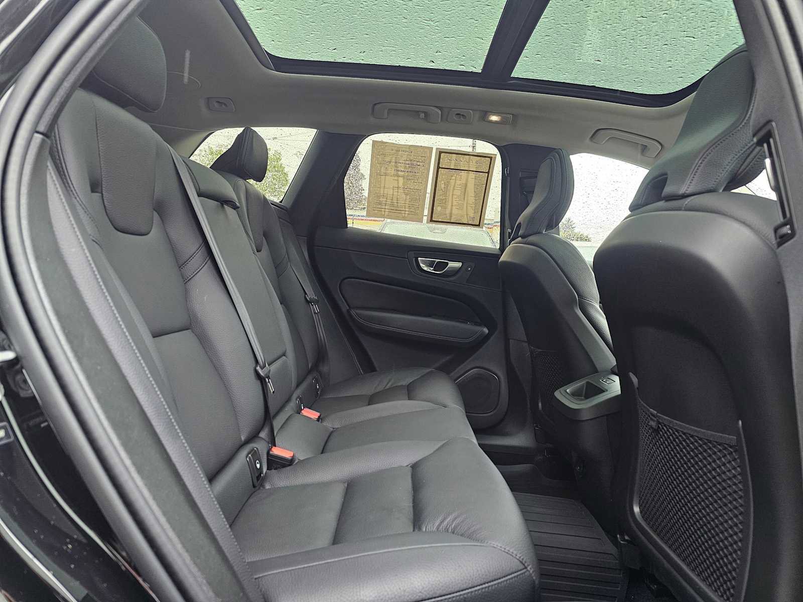 Certified 2024 Volvo XC60 B5 Plus w/ Protection Package Premier AWD/4WD image 14