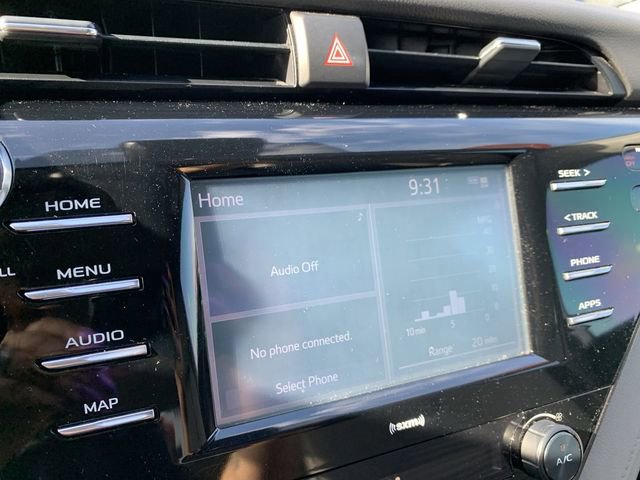 Certified 2020 Toyota Camry SE image 21