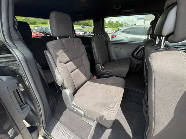Used 2020 Dodge Grand Caravan SE FWD image 27