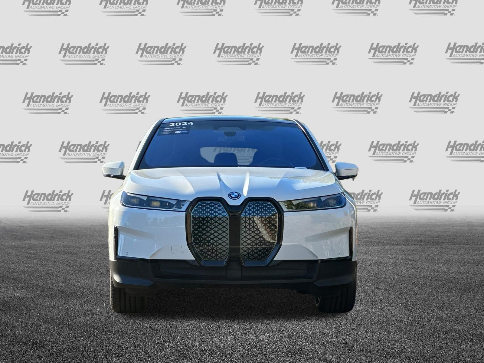Certified 2024 BMW iX xDrive50 w/ Premium Package AWD/4WD image 10