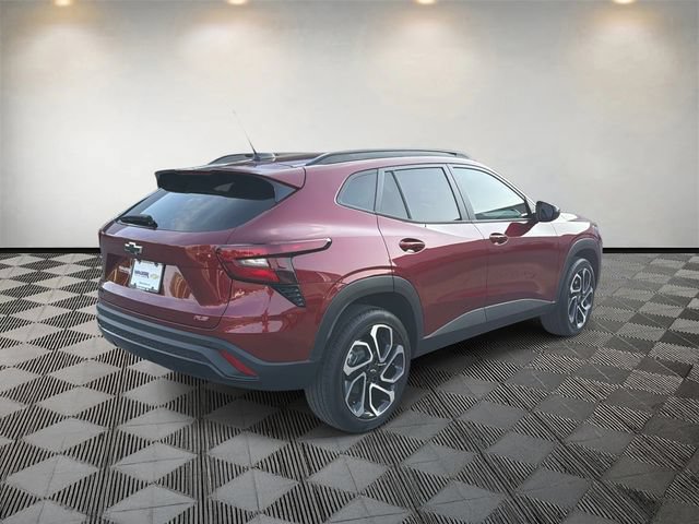 Used 2025 Chevrolet Trax RS w/ Driver Confidence Package FWD image 5
