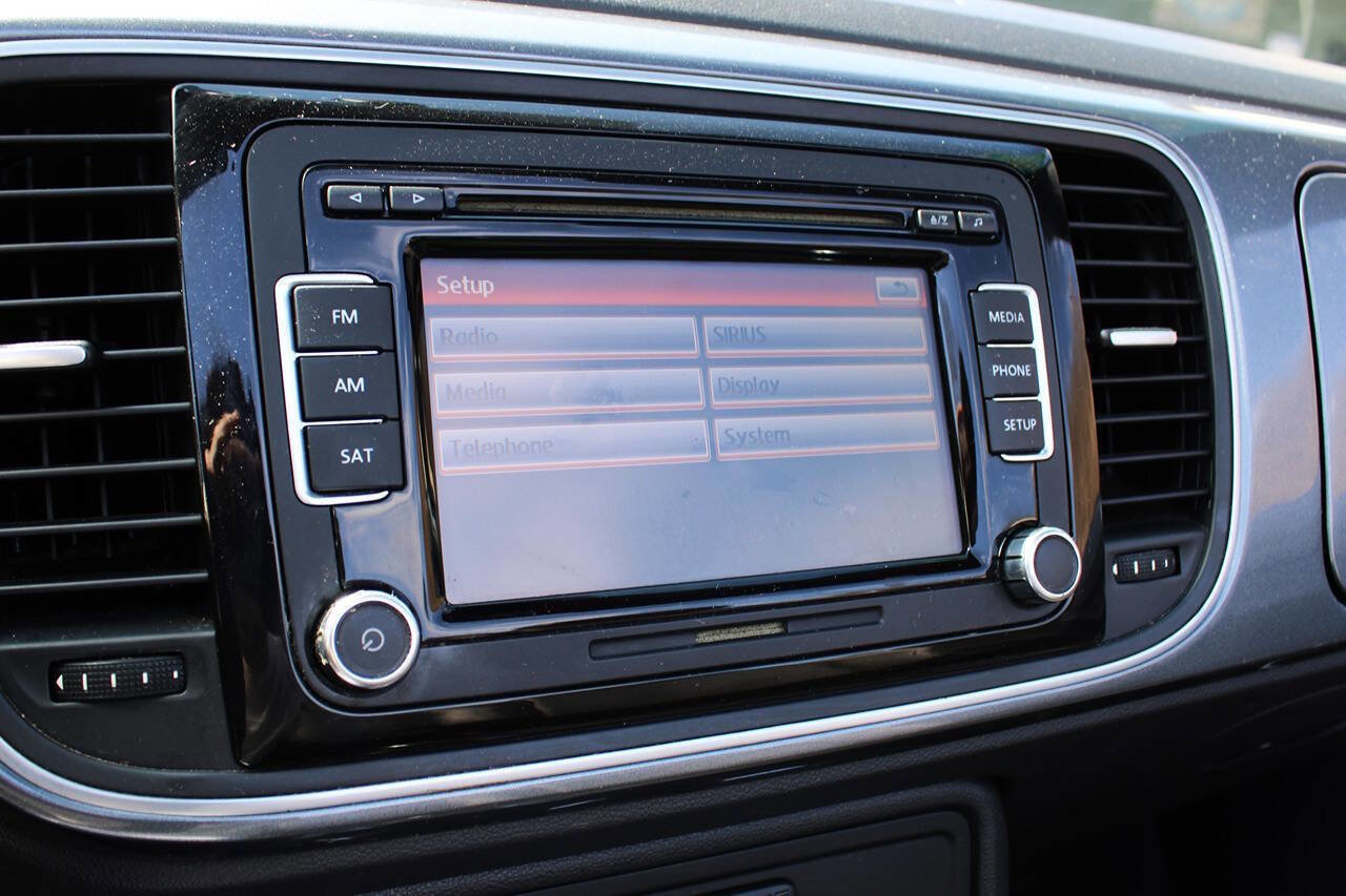 Used 2014 Volkswagen Beetle 1.8T image 21