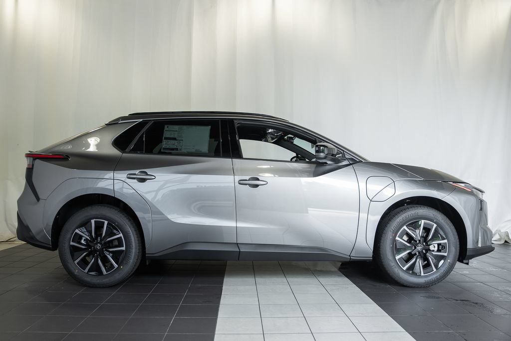 New 2026 Toyota bZ FWD image 3
