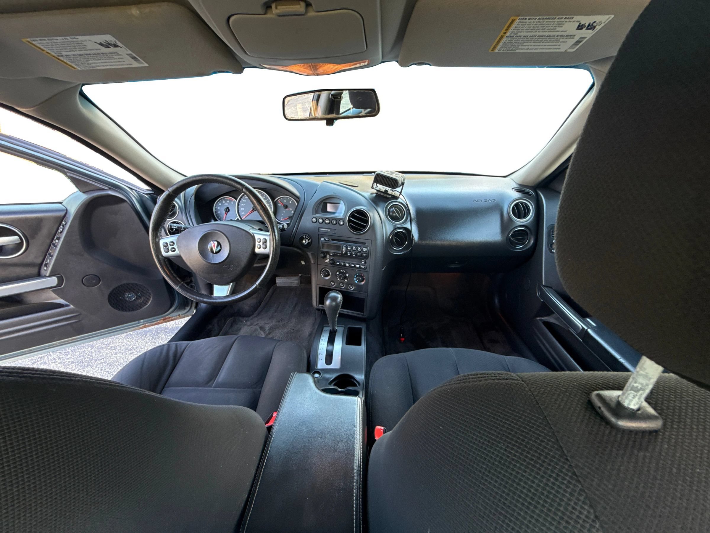 Used 2006 Pontiac Grand Prix w/ Preferred Package FWD image 21