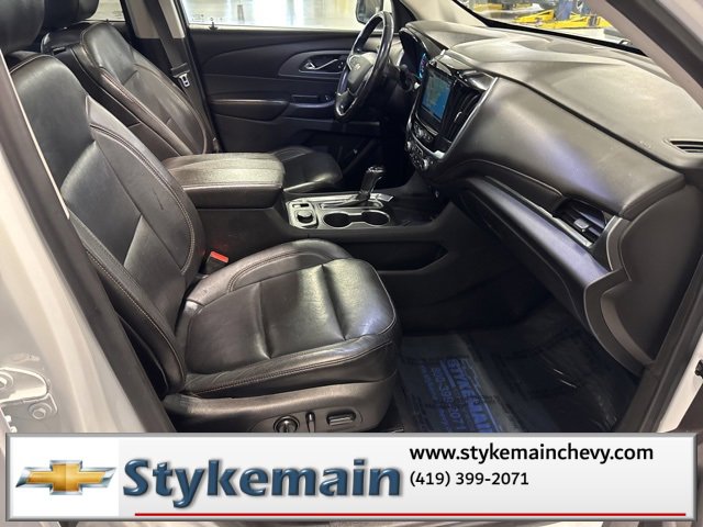 Used 2018 Chevrolet Traverse Premier w/ Driver Confidence II Package image 23