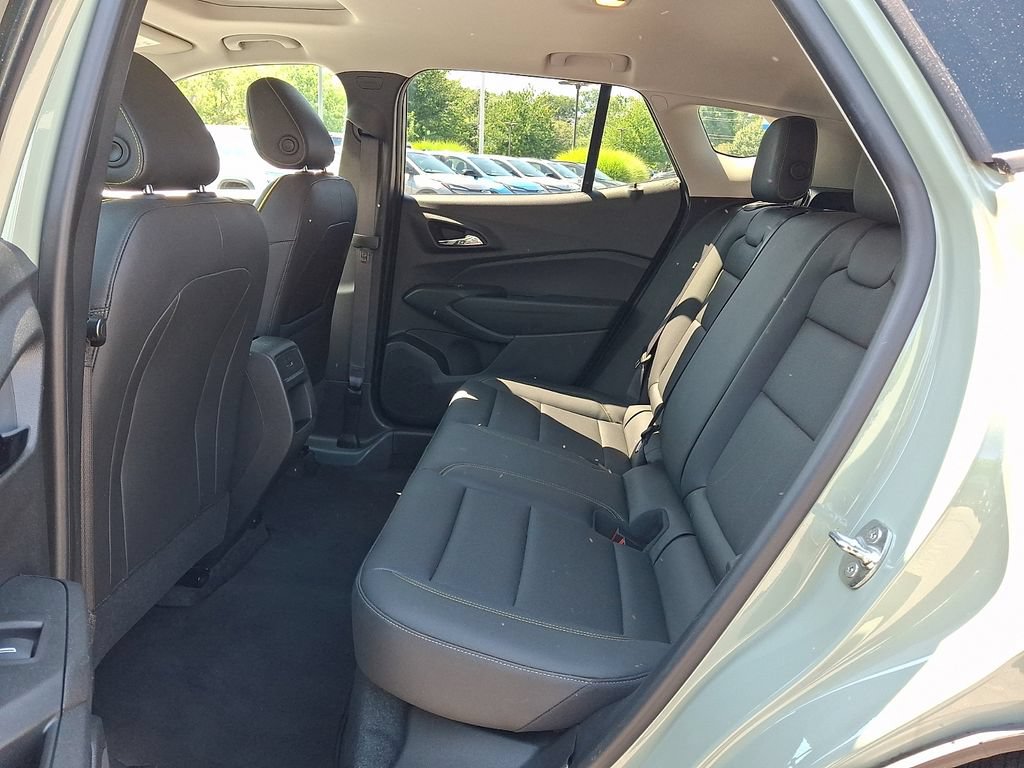 Certified 2024 Chevrolet Trax ACTIV w/ Sunroof Package FWD image 10