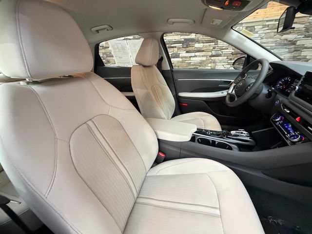 Certified 2023 Hyundai Sonata SEL FWD image 17