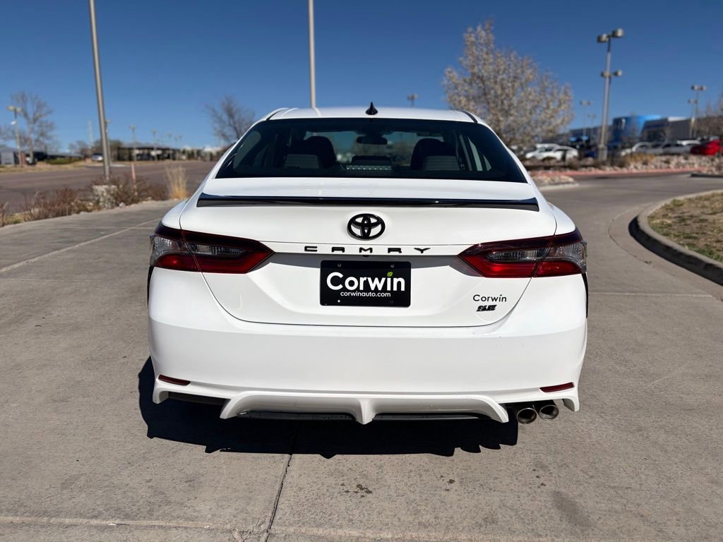 Used 2023 Toyota Camry SE image 9