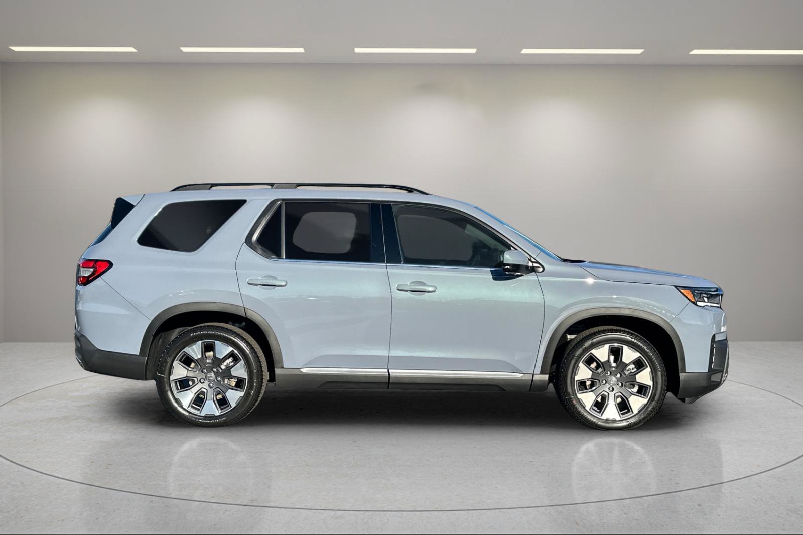 New 2026 Honda Pilot Elite image 2