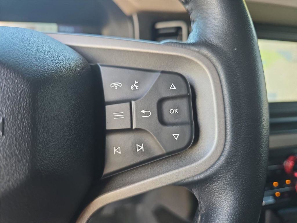 Used 2023 Ford Bronco Wildtrak image 26