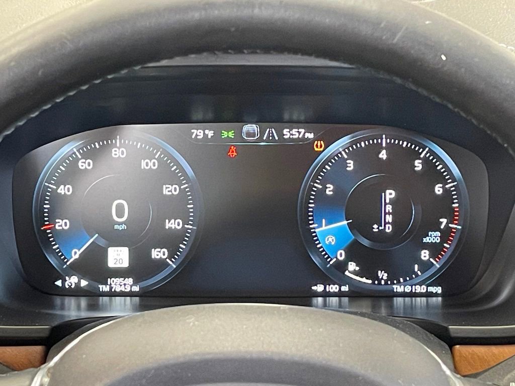 Used 2018 Volvo S90 T6 Inscription w/ Convenience Package image 24