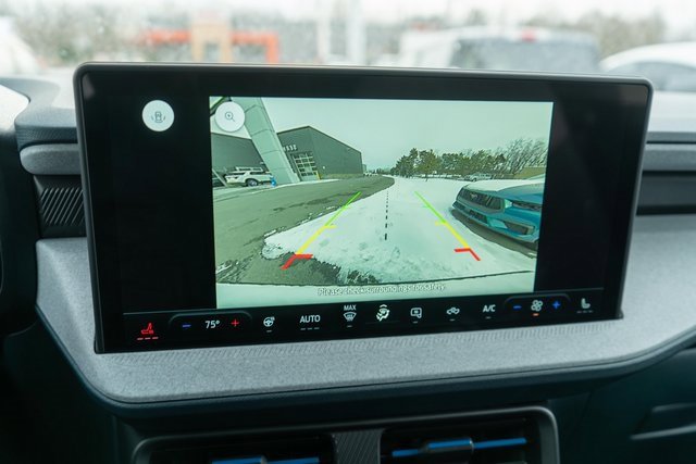 New 2025 Ford Maverick XLT w/ XLT Luxury Package image 18