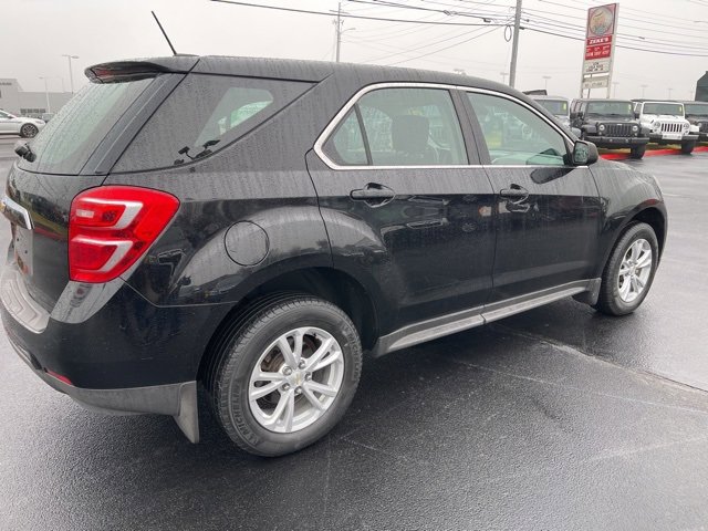 Used 2017 Chevrolet Equinox LS image 8