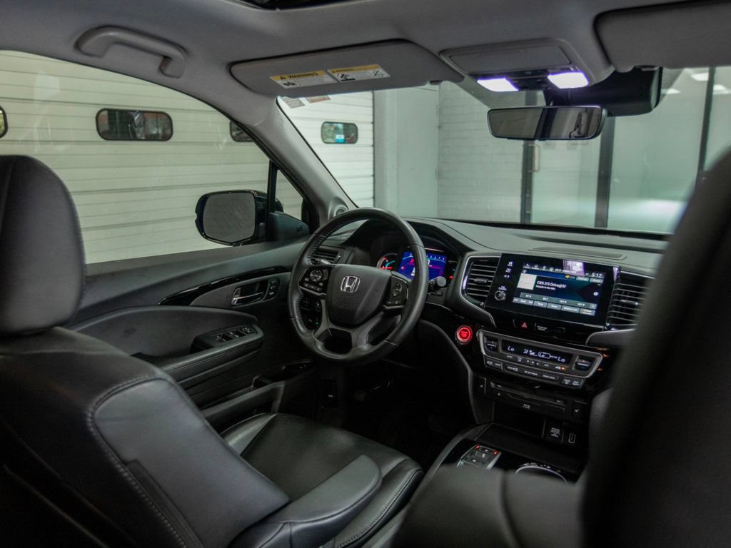 Used 2019 Honda Pilot Touring image 16