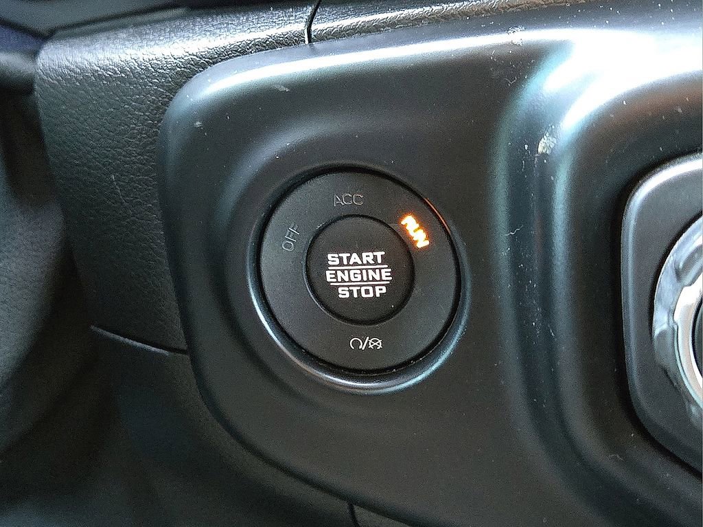 Used 2021 Jeep Wrangler Unlimited Sahara image 31