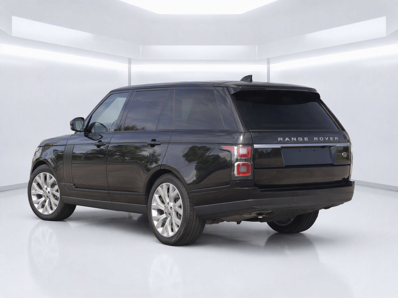 Used 2020 Land Rover Range Rover AWD/4WD video 3