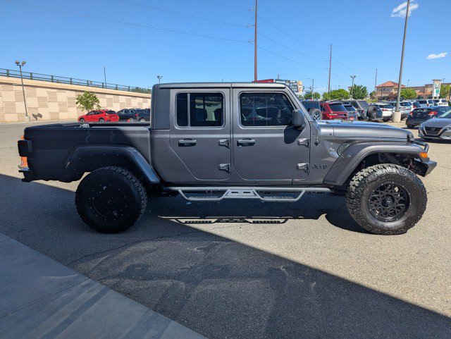 Used 2021 Jeep Gladiator Willys AWD/4WD image 6