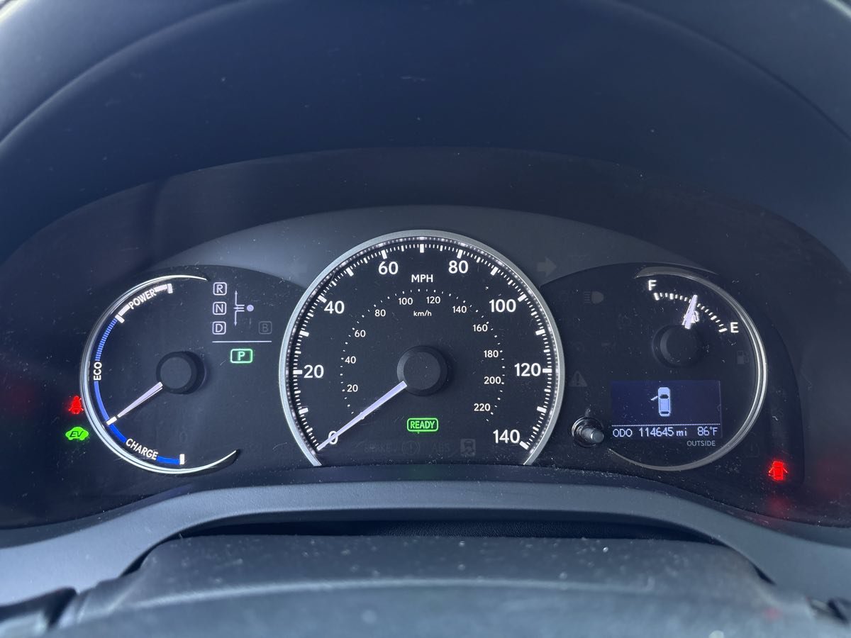 Used 2015 Lexus CT 200h FWD image 22